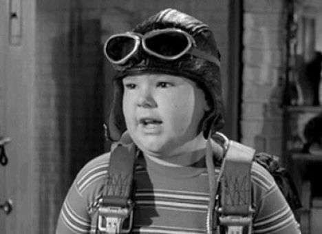 Умерла звезда сериала «Семейка Аддамс»