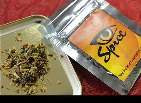 Госдума РФ приняла закон по наркотическим «спайсам»