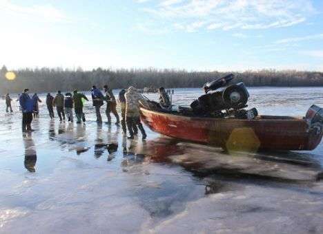 На Черкасчине спасены 25 рыбаков (ФОТО)