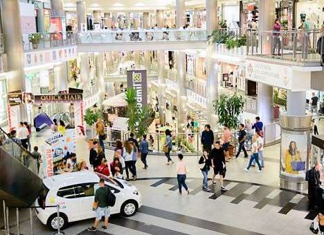 Магазины в Венгрии перестанут работать по воскресеньям