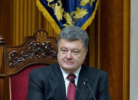 Порошенко внес на рассмотрение ВР законопроект об отказе Украины от внеблоковости