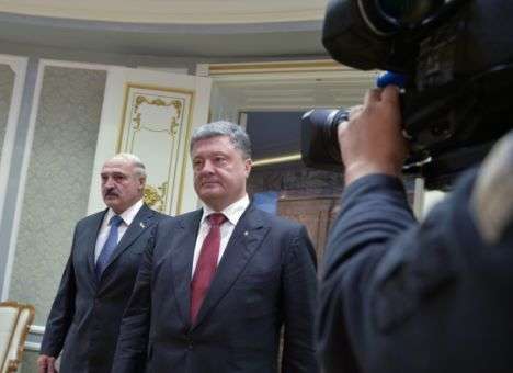 Порошенко заверил Лукашенко в содействии развитию отношений Беларуси и ЕС