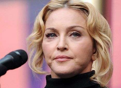 Около 30 неизданных песен Мадонны попали в Интернет