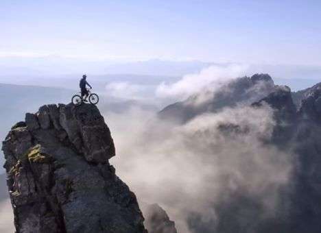 Топ-5 экстремальных видео-роликов уходящего года (ВИДЕО)