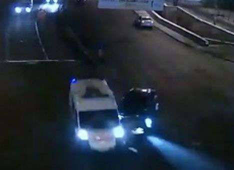 Ночью в Киеве иномарка протаранила «скорую» (ВИДЕО)