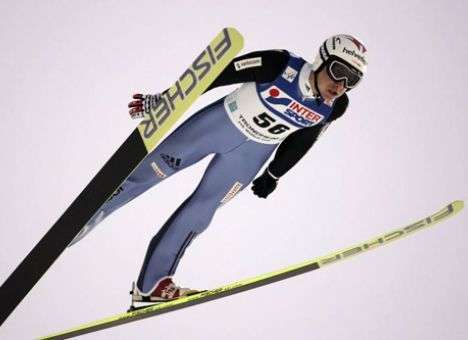 Олимпийский чемпион потерял сознание после падения во время прыжка с трамплина (ВИДЕО)