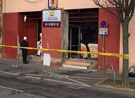 Во Франции недалеко от мечети произошел взрыв