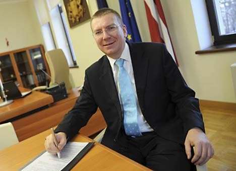 Сегодня к Порошенко и Яценюку прибудет гость из Латвии