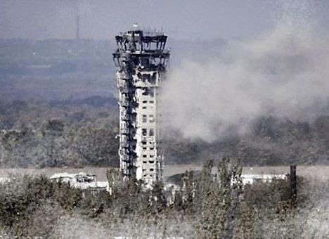 Знаменитой вышки в аэропорту Донецка больше нет – СМИ (ФОТО)