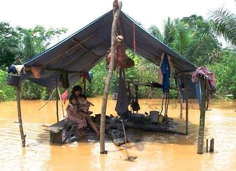 Жертвами наводнений в Боливии стали более десяти человек