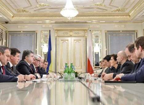 Украина готова подписать соглашение о прекращении огня - Порошенко