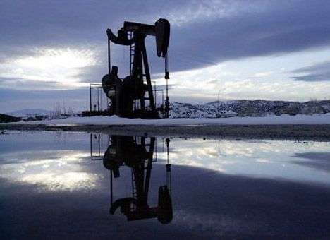 Мировые цены на нефть поползли вверх