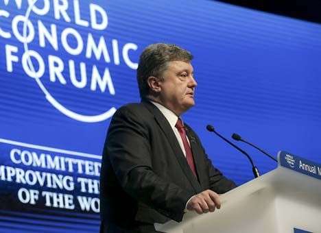 Президент заявил, что более половины украинцев поддерживают курс на членство в НАТО