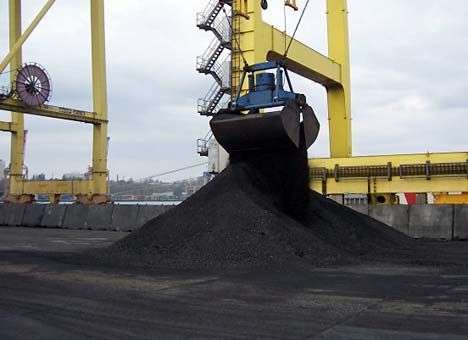 Выгрузка африканского угля займет почти две недели
