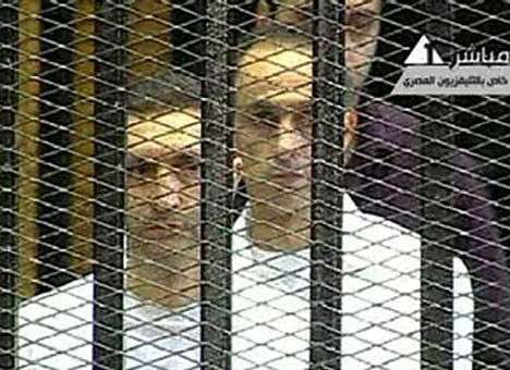 Сыновей экс-президента Египта Мубарака выпустили из тюрьмы