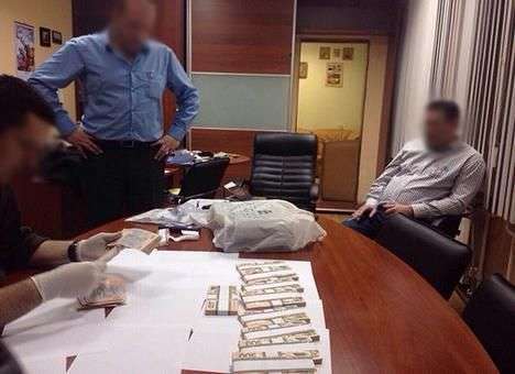 На Полтавщине задержали налоговика с полумиллионной взяткой (ФОТО)