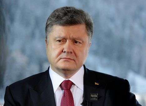 Порошенко уехал в Саудовскую Аравию на прощание с королем