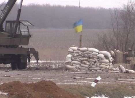 На блокпосту в Донбассе взорвалась машина со взрывчаткой - пресс-центр АТО