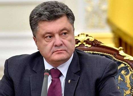 Порошенко требует срочных консультаций с подписантами минских договоренностей