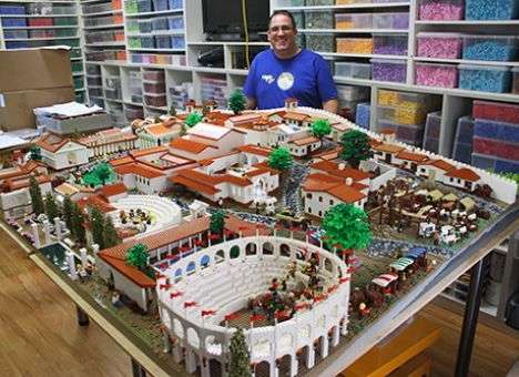 Австралиец «построил» Помпеи из Lego