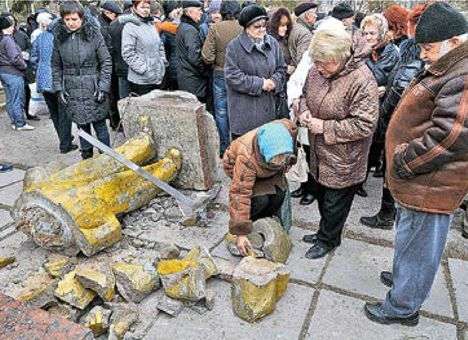 Минкульт благословил ленинопад