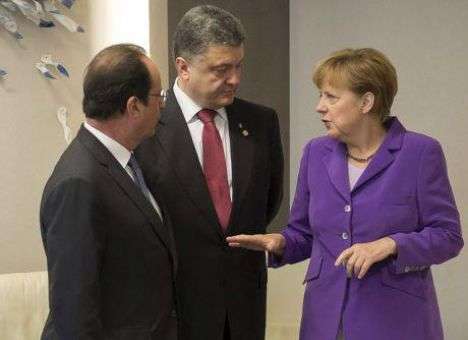 Порошенко, Олланд и Меркель сделают сегодня совместное заявление