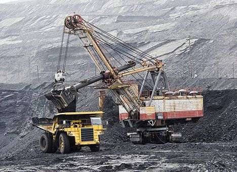 Кабмин поручил вывезти из Донбасса уголь как можно быстрее
