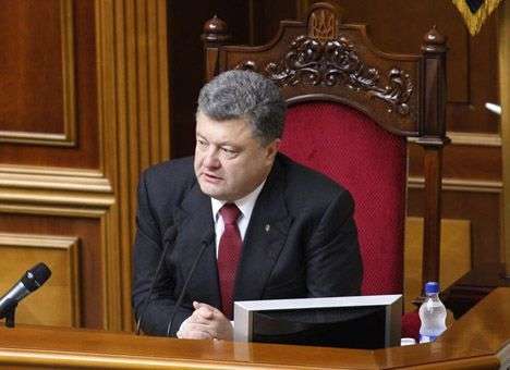 До вылета в Минск Порошенко встретится с Яценюком