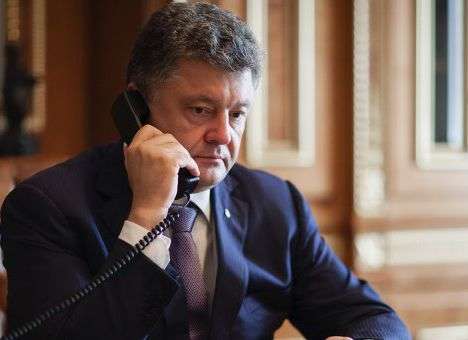 Порошенко и Керри обсудили нарушение режима тишины в Донбассе