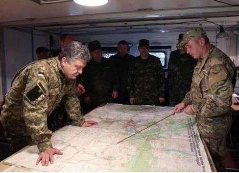 Порошенко подписался под просьбой ввести миротворцев в Донбасс