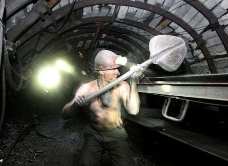 В результате взрыва на шахте Засядько погибли более 30 человек, - СМИ