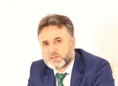 В Стамбуле на глазах у семьи убили известного политика-оппозиционера