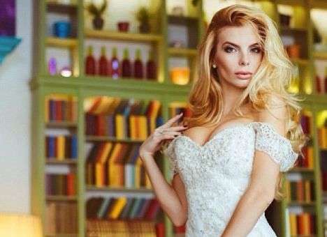 Жены политиков - от первой леди до скандальной блондинки (ФОТО)