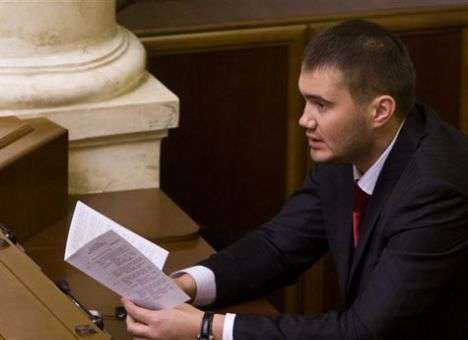 Александр Янукович рассказал подробности гибели брата