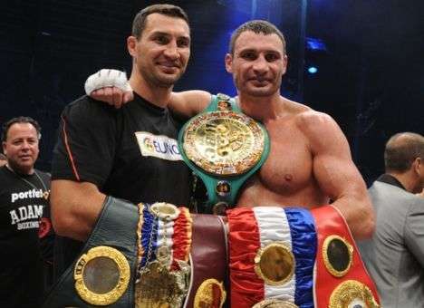 Виталий Кличко поздравил брата с праздником песней Розенбаума (ВИДЕО)