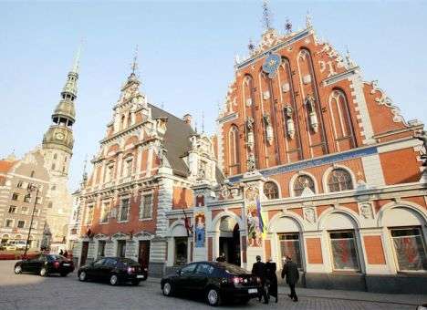 В Европе пошутили над «российскими» «Мистралями»