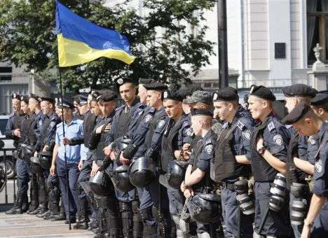 Люди на Донетчине изменили отношение к милиции, - МВД