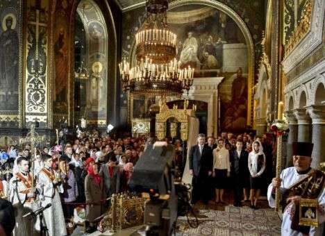 «Христос воскрес!» Христиане восточного обряда празднуют сегодня Пасху