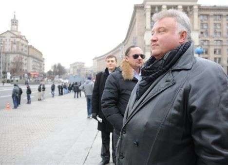 За два дня до убийств домашние адреса Калашникова и Бузины появились в Cети