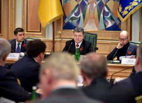 Президент приказал найти «разумный баланс» для участников АТО