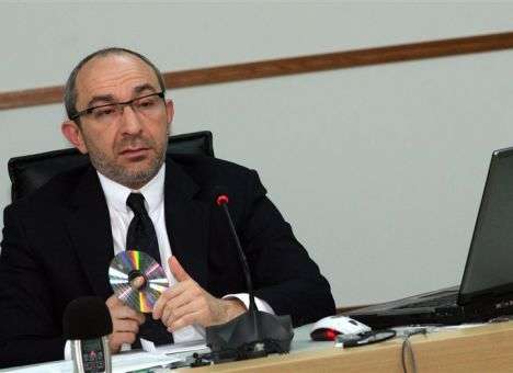 Спустя год после покушения Кернес ходит на ходулях и «почти в большом спорте»