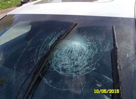 Столичный «мажор» сбил столб и чуть не влетел в подземку (ФОТО)