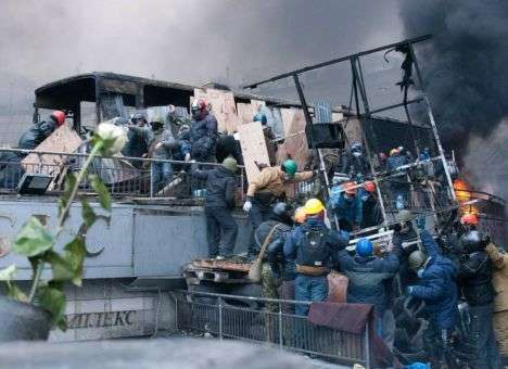 Опубликованы неизвестные снимки убийств на Майдане (ФОТО 18+)