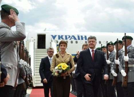 Порошенко сегодня обсудит с лидерами Европы конфликт в Донбассе