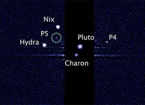 Ученые получил фотографии всех известных спутников Плутона