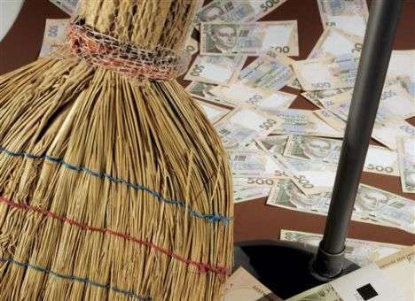 Банкиры потратили миллиарды НБУ на «мусор»