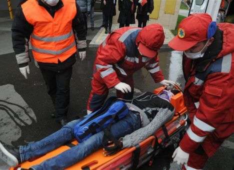 Украинские спасатели и НАТО ликвидируют чрезвычайную ситуацию