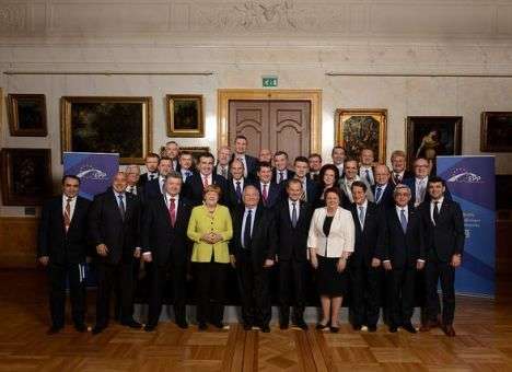 Запад дал сильный сигнал Украине, - Порошенко