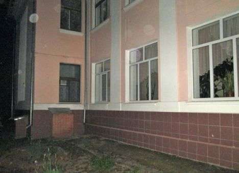 В бердичевской школе найден труп охранника (ФОТО)