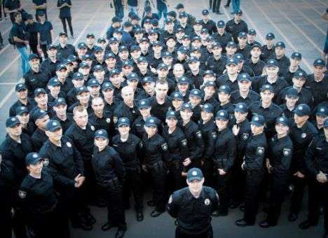Стало известно, сколько будут платить новым полицейским, - СМИ